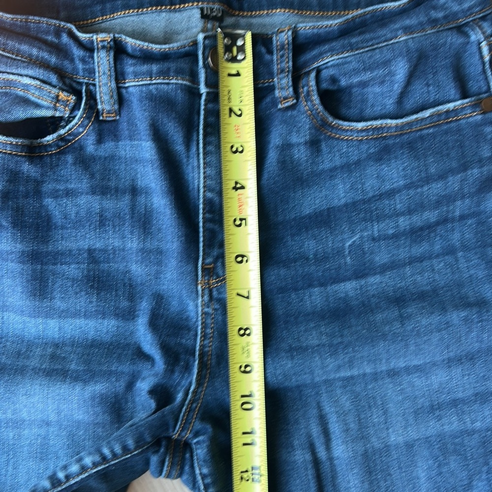 Judy Blue Women's Relaxed Straight Leg Blue Jeans Jr 11/30 Classic Casual - Picture 12 of 15